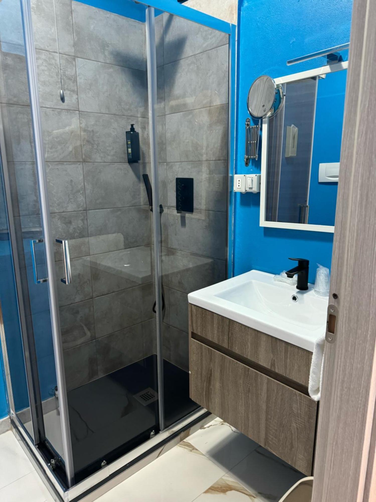 Hotel Veronese Cenova Dış mekan fotoğraf